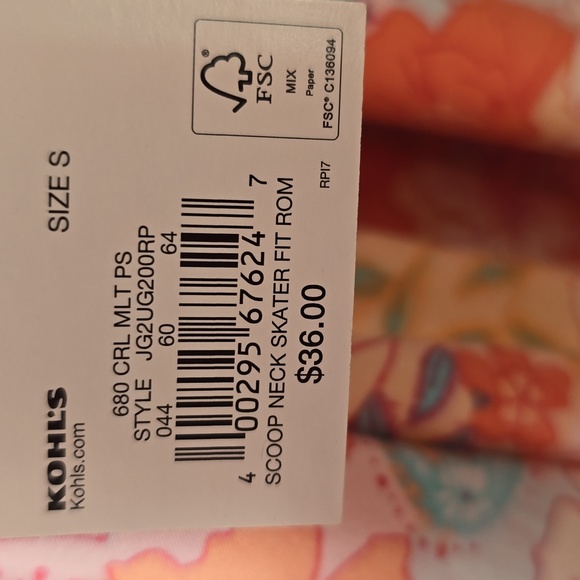 SO BRAND WOMEN'S JUNIOR SCOOPNECK "SKATER" PINK FLORAL ROMPER SIZE SMALL - Picture 14 of 15